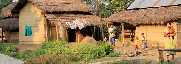 tharu-village-trek-in-chitwan