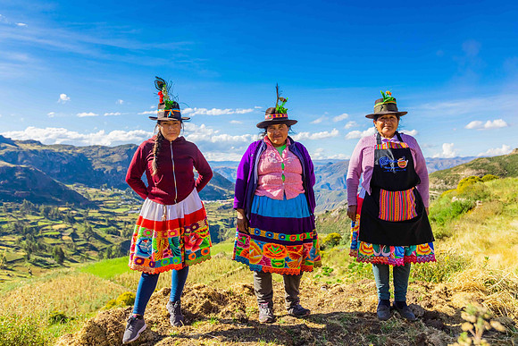 Quechua+Women+6.+Laura+Grier