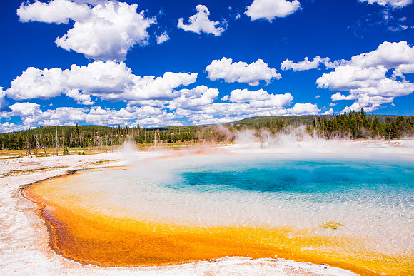 yellowstone geysers-003