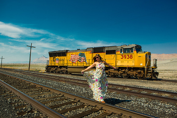 abandoned train-007